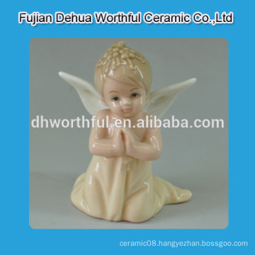 Beautiful little white porcelain angel figurine for wholesale